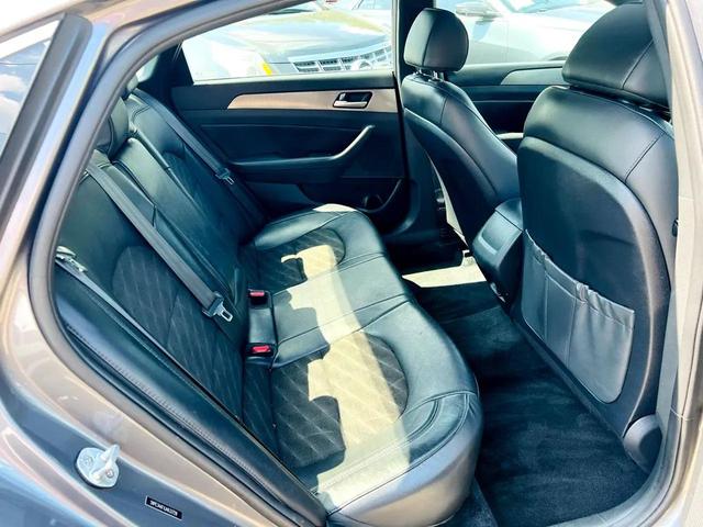 Photo of 2018 Gray Hyundai SONATA