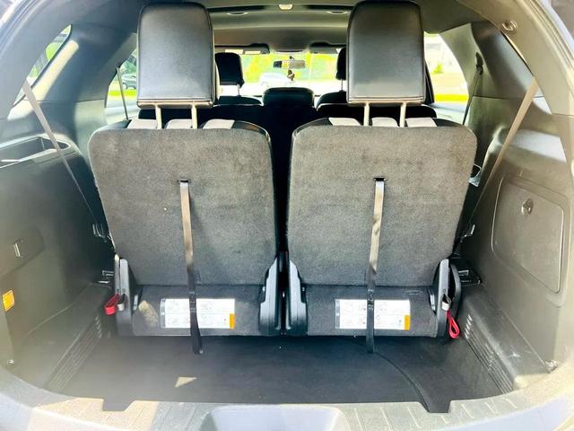 Photo of 2017 Gray Ford Explorer
