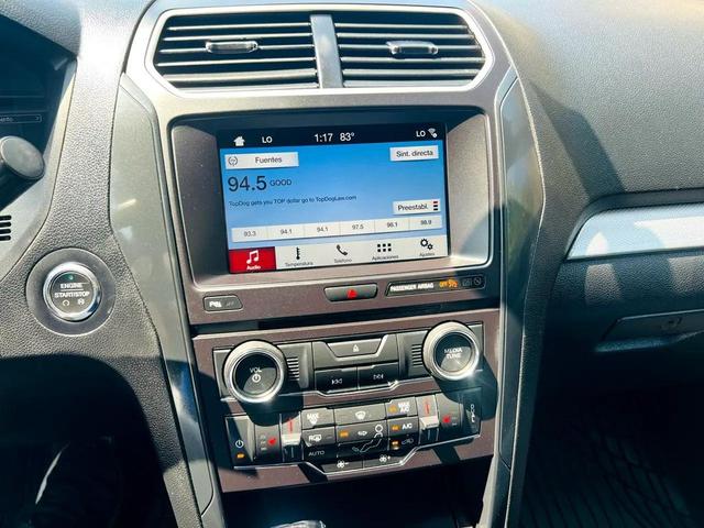 Photo of 2017 Gray Ford Explorer