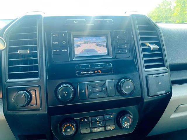 Photo of 2016 White Ford F-150