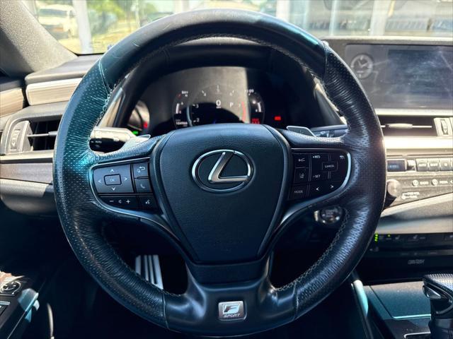Photo of 2019 Nebula Gray Pearl Lexus ES 350