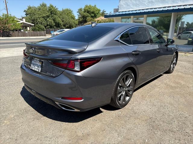 Photo of 2019 Nebula Gray Pearl Lexus ES 350