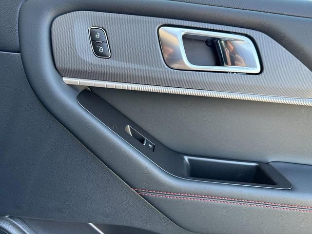 Photo of 2025 Vapor Blue Metallic Ford Explorer