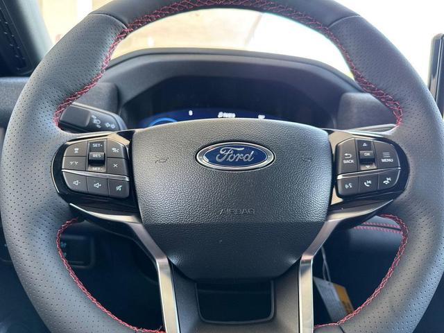 Photo of 2025 Vapor Blue Metallic Ford Explorer