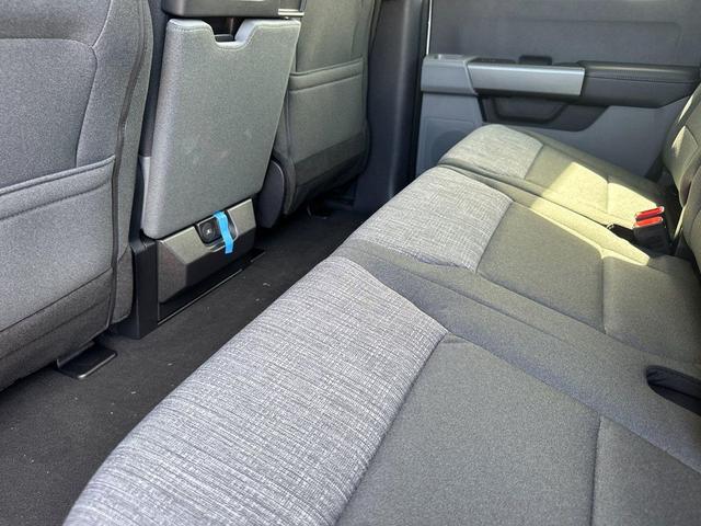 Photo of 2026 Oxford White Ford F-250