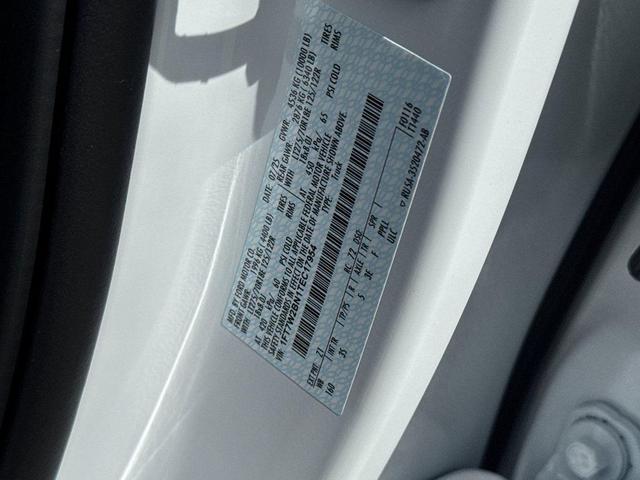 Photo of 2026 Oxford White Ford F-250