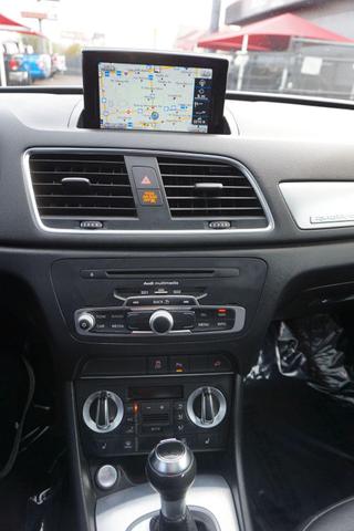 Photo of 2015 White Audi Q3