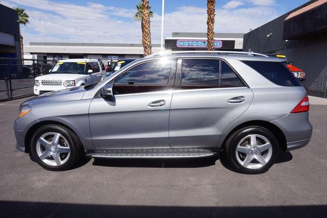 Photo of 2014 Diamond Silver Metallic Mercedes-Benz M-Class