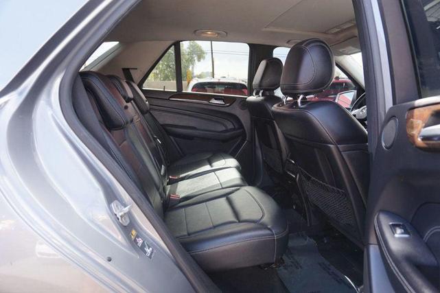 Photo of 2014 Diamond Silver Metallic Mercedes-Benz M-Class