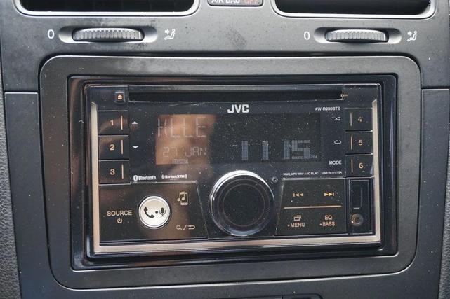 Photo of 2007 Reflex Silver Volkswagen Rabbit