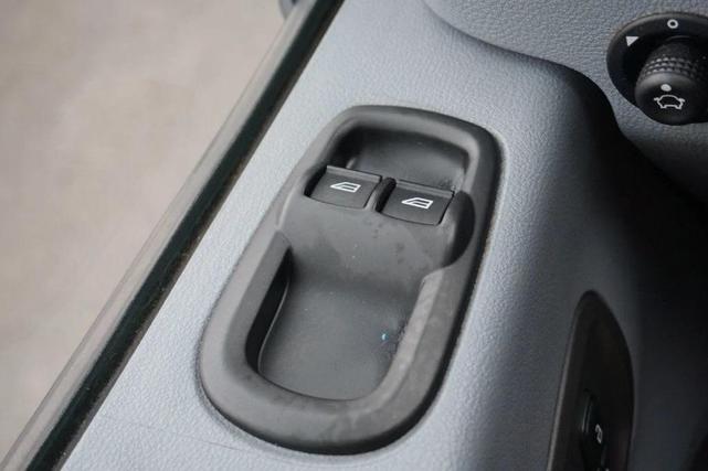 Photo of 2019 Oxford White Ford Transit-250