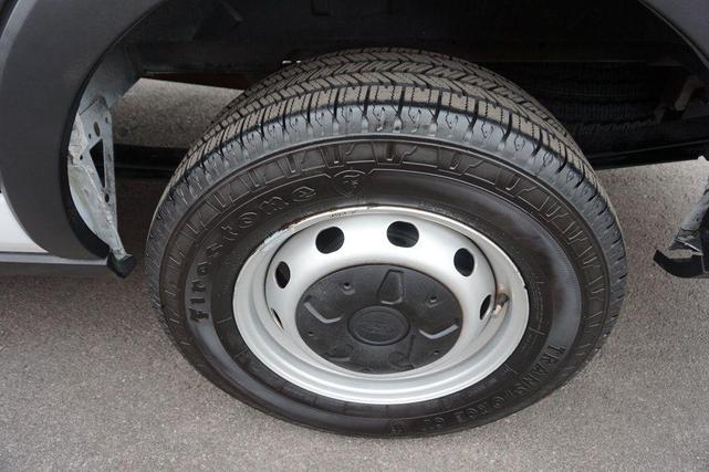 Photo of 2019 Oxford White Ford Transit-250