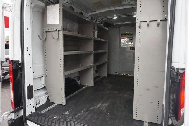 Photo of 2019 Oxford White Ford Transit-250