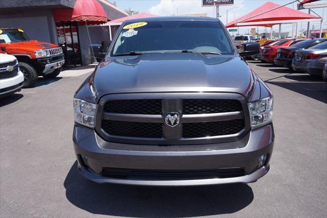 Photo of 2019 Granite Crystal Metallic Clearcoat RAM 1500