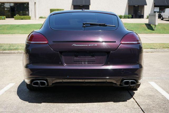 Photo of 2013 Burgundy Porsche Panamera