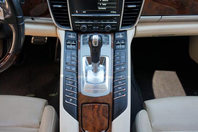 Photo of 2013 Burgundy Porsche Panamera