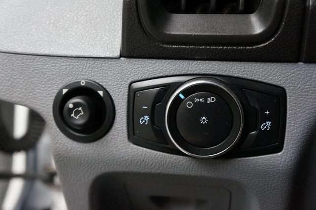 Photo of 2016 White Ford Transit-350