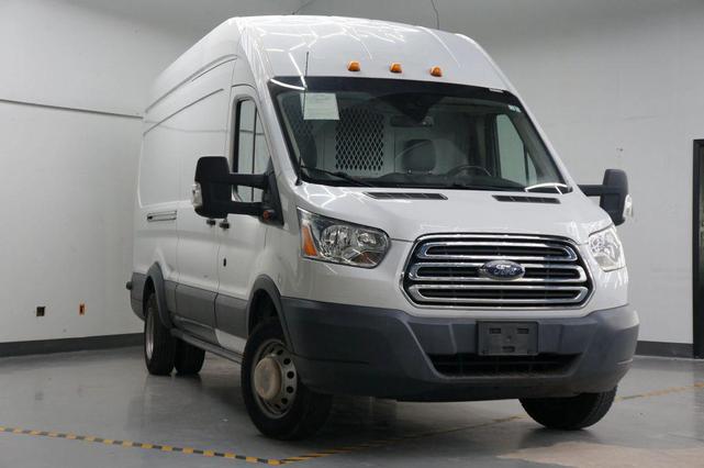 Photo of 2016 White Ford Transit-350