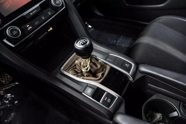 Photo of 2019 Black Honda Civic