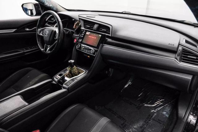 Photo of 2019 Black Honda Civic