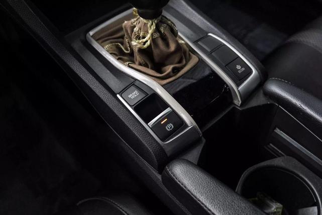 Photo of 2019 Black Honda Civic