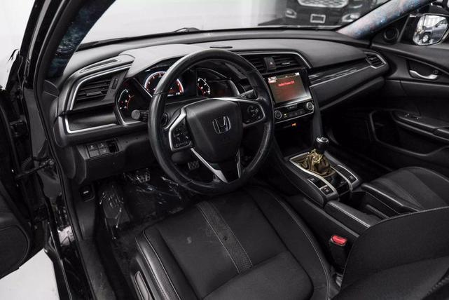 Photo of 2019 Black Honda Civic