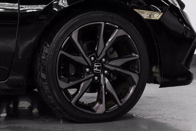 Photo of 2019 Black Honda Civic