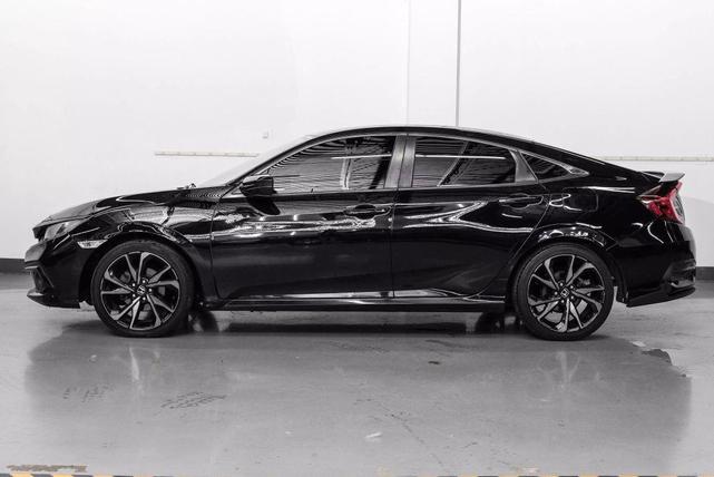 Photo of 2019 Black Honda Civic
