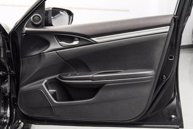 Photo of 2019 Black Honda Civic