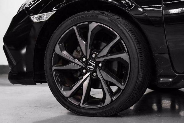 Photo of 2019 Black Honda Civic