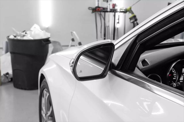 Photo of 2018 White Mercedes-Benz C-Class
