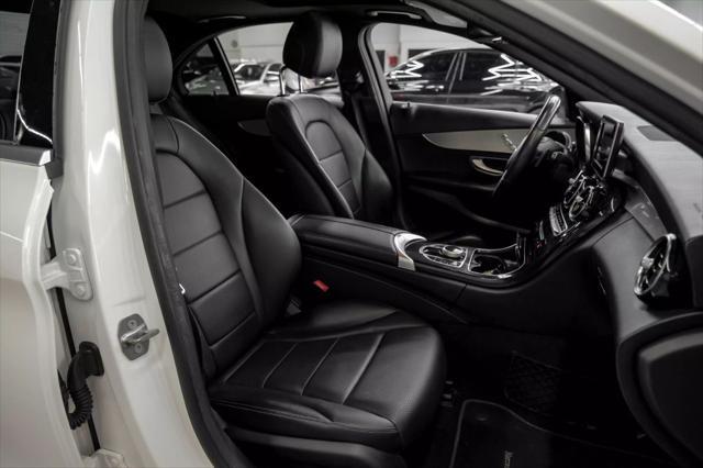 Photo of 2018 White Mercedes-Benz C-Class