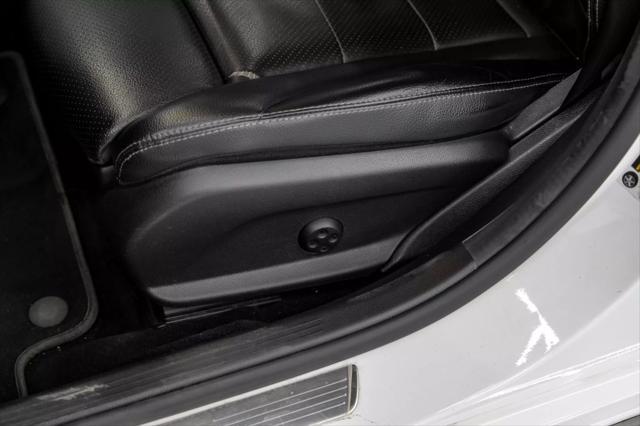 Photo of 2018 White Mercedes-Benz C-Class