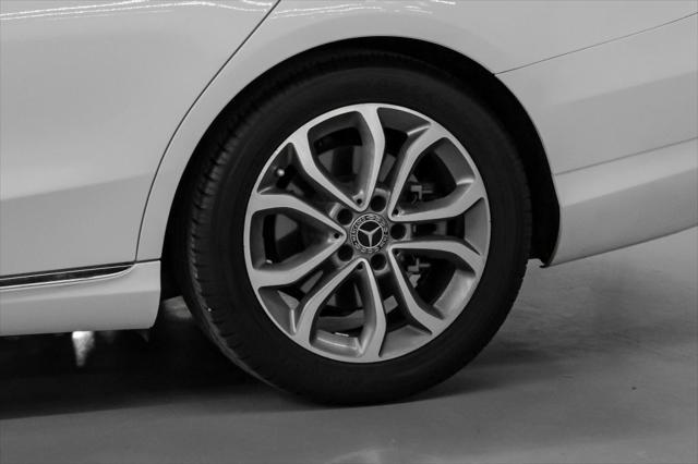 Photo of 2018 White Mercedes-Benz C-Class