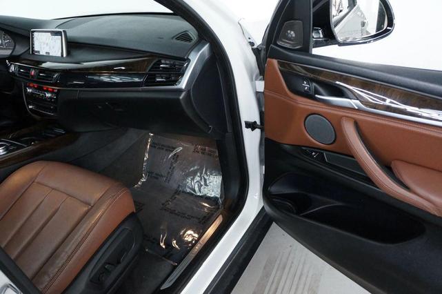 Photo of 2018 White BMW X5