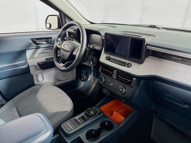 Photo of 2022 Shadow Black Ford Maverick