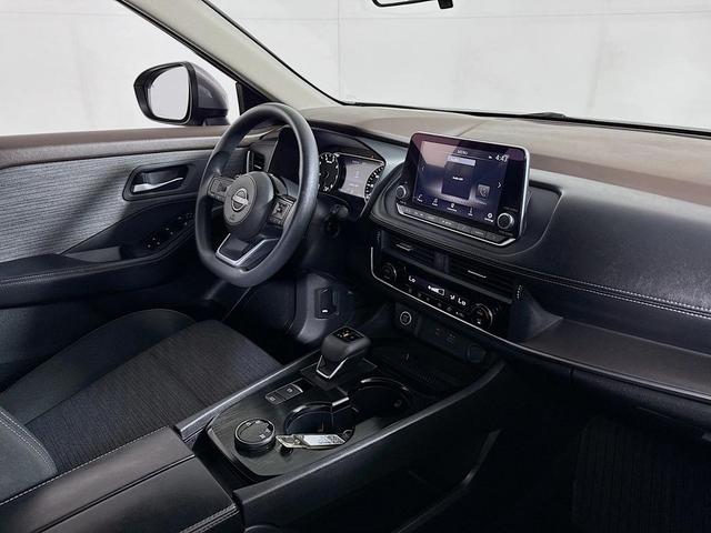 Photo of 2023 Gun Metallic Nissan Rogue