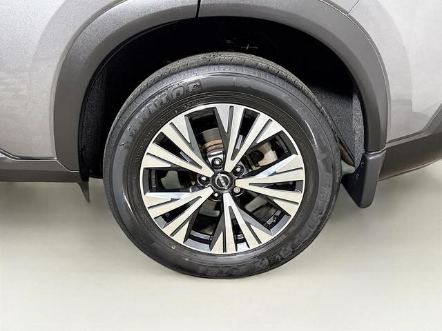 Photo of 2023 Gun Metallic Nissan Rogue