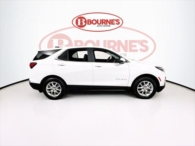Photo of 2023 Summit White Chevrolet Equinox