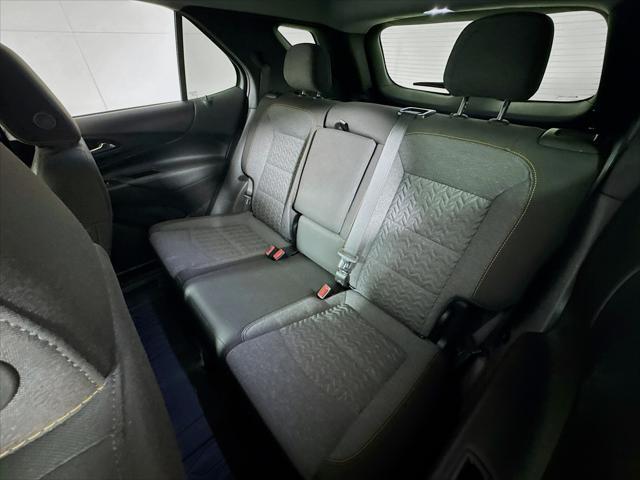 Photo of 2023 Summit White Chevrolet Equinox