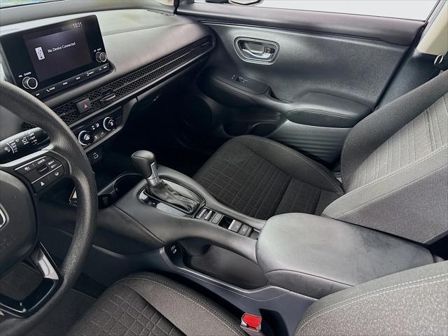 Photo of 2025 Crystal Black Pearl Honda HR-V