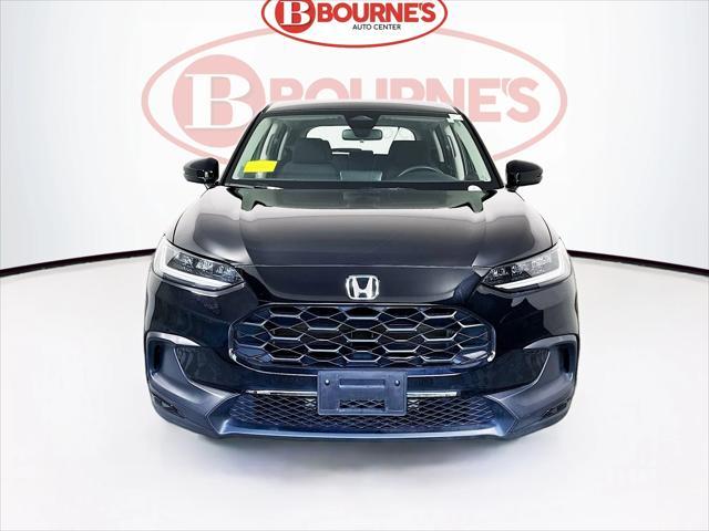 Photo of 2025 Crystal Black Pearl Honda HR-V