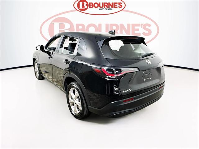 Photo of 2025 Crystal Black Pearl Honda HR-V
