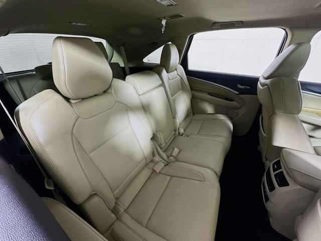 Photo of 2019 White Diamond Pearl Acura MDX