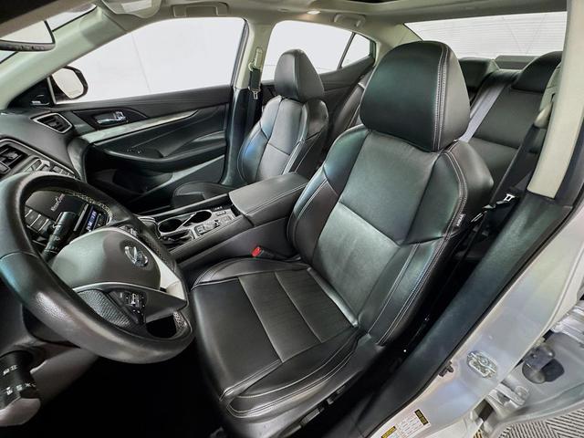 Photo of 2019 Brilliant Silver Nissan Maxima