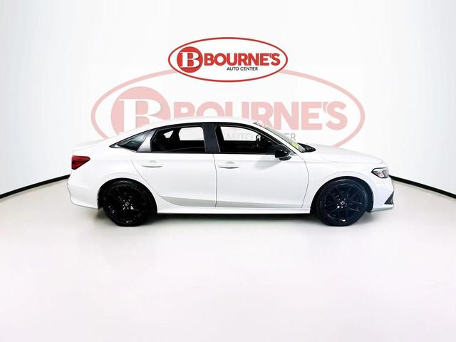 Photo of 2022 Platinum White Pearl Honda Civic