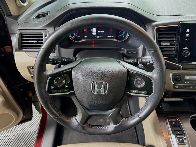 Photo of 2022 Deep Scarlet Pearl Honda Pilot