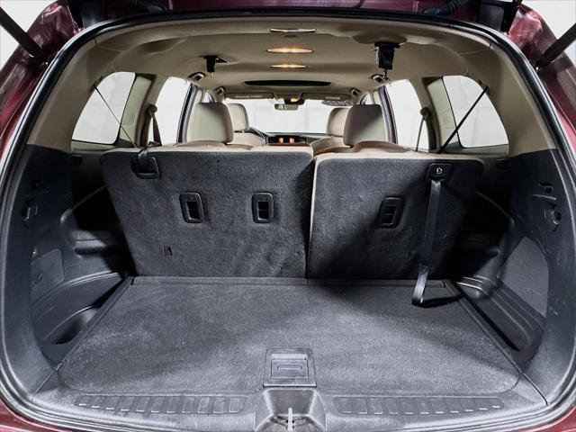 Photo of 2022 Deep Scarlet Pearl Honda Pilot