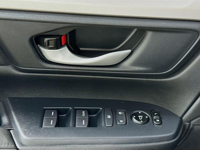 Photo of 2017 Crystal Black Pearl Honda CR-V