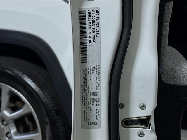 Photo of 2022 Bright White Jeep Compass